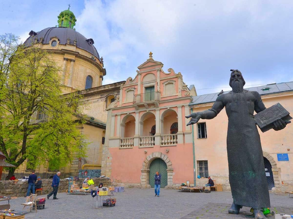 Smart Apartments Lviv Kültér fotó